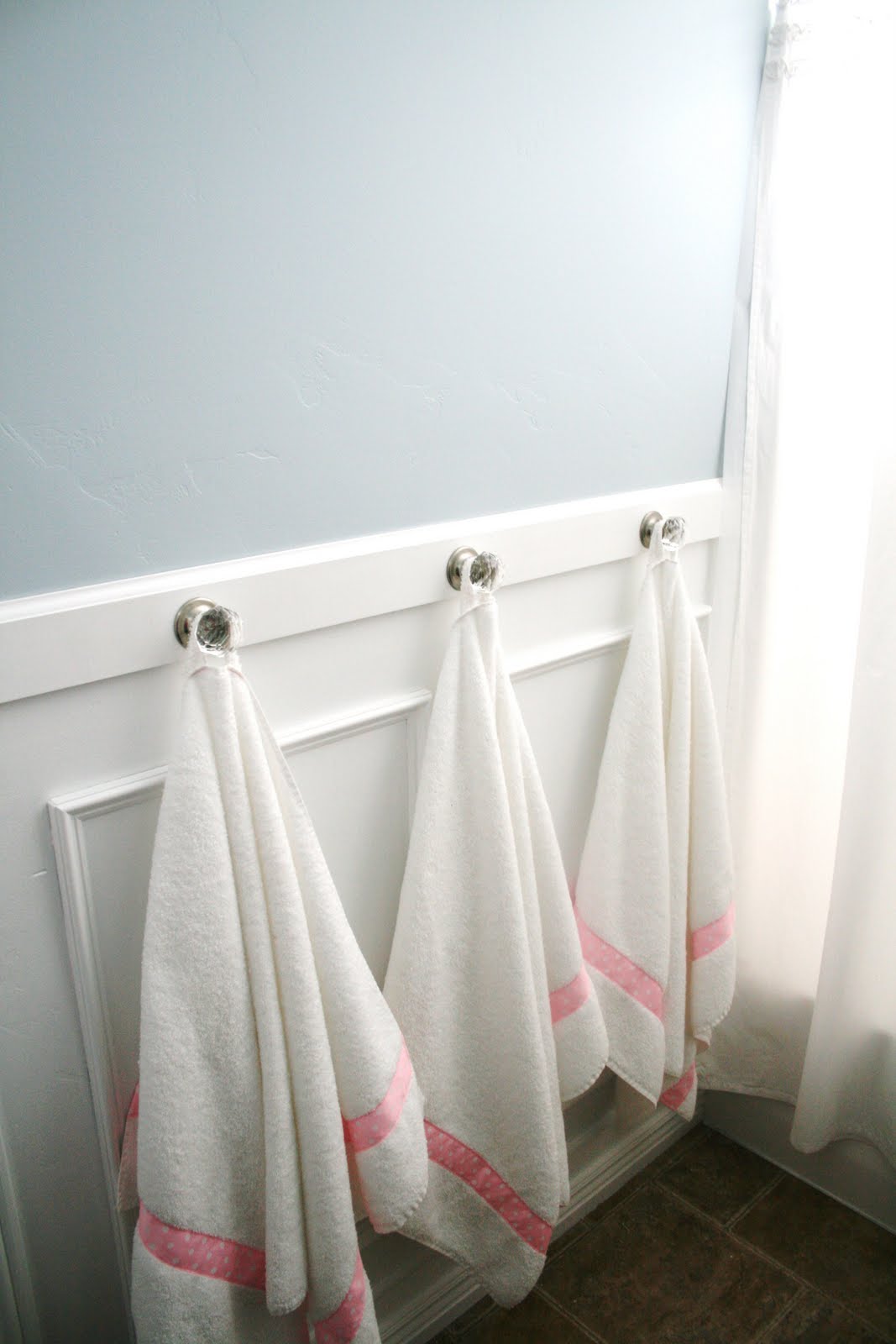 Cute bathroom hooks hotsell